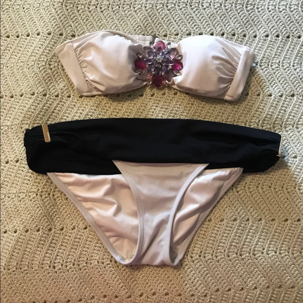 Victoria’s Secret Bikini Set